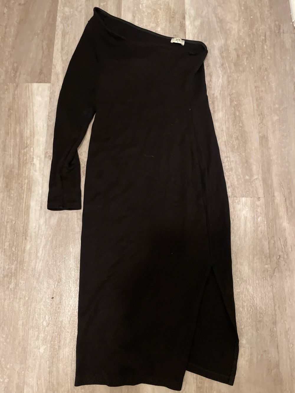 NWOT - Women’s Maternity Dress Classic Black Long Sleeve One Shoulder Small